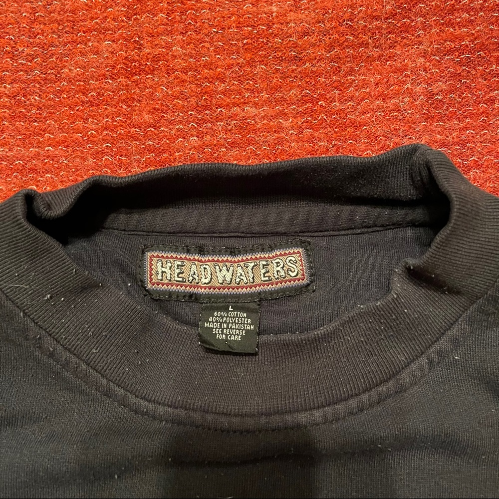 Vintage embroidered sweatshirt - Picture 3 of 3